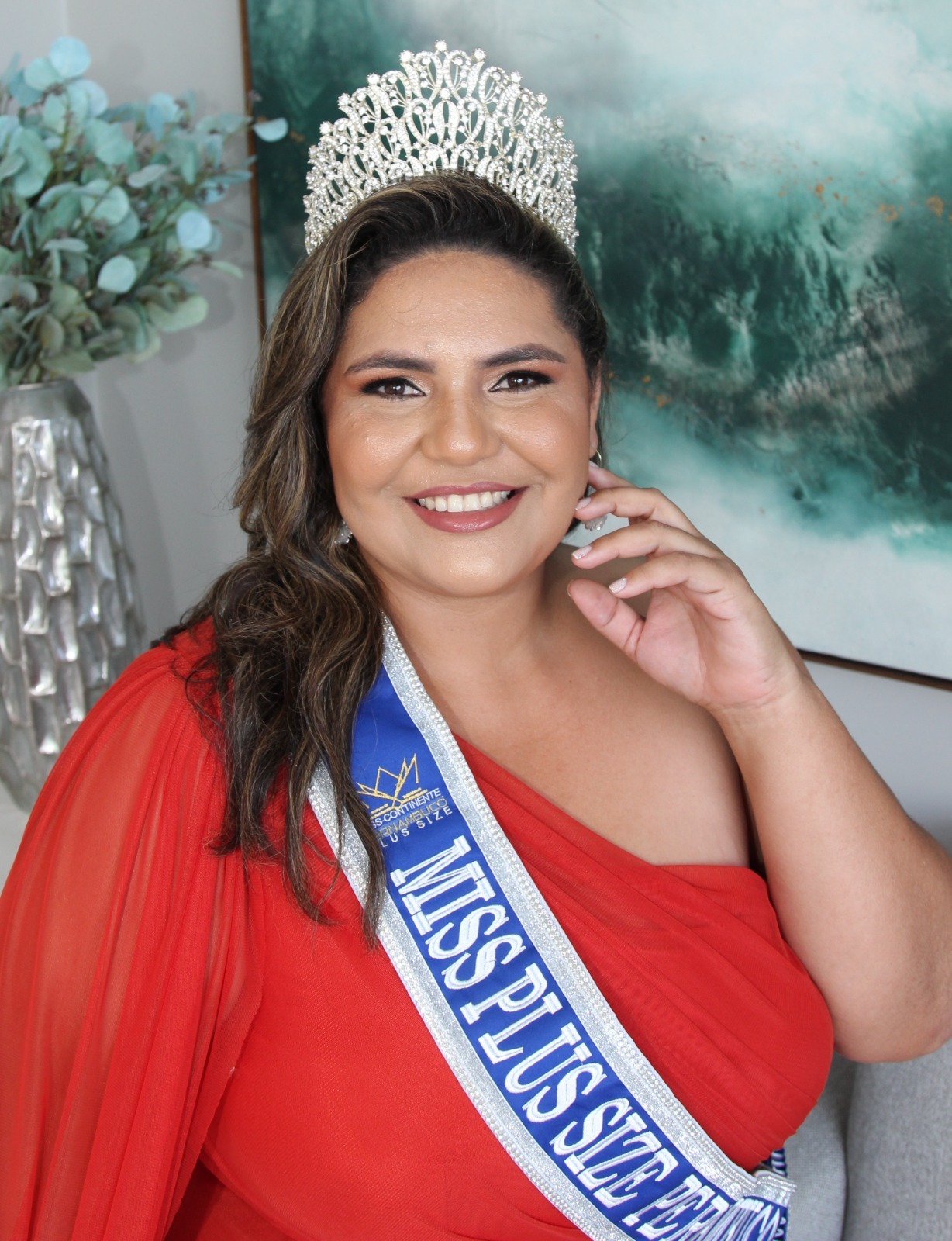 Petrolinense irá concorrer ao Miss Plus Size Brasil 2025