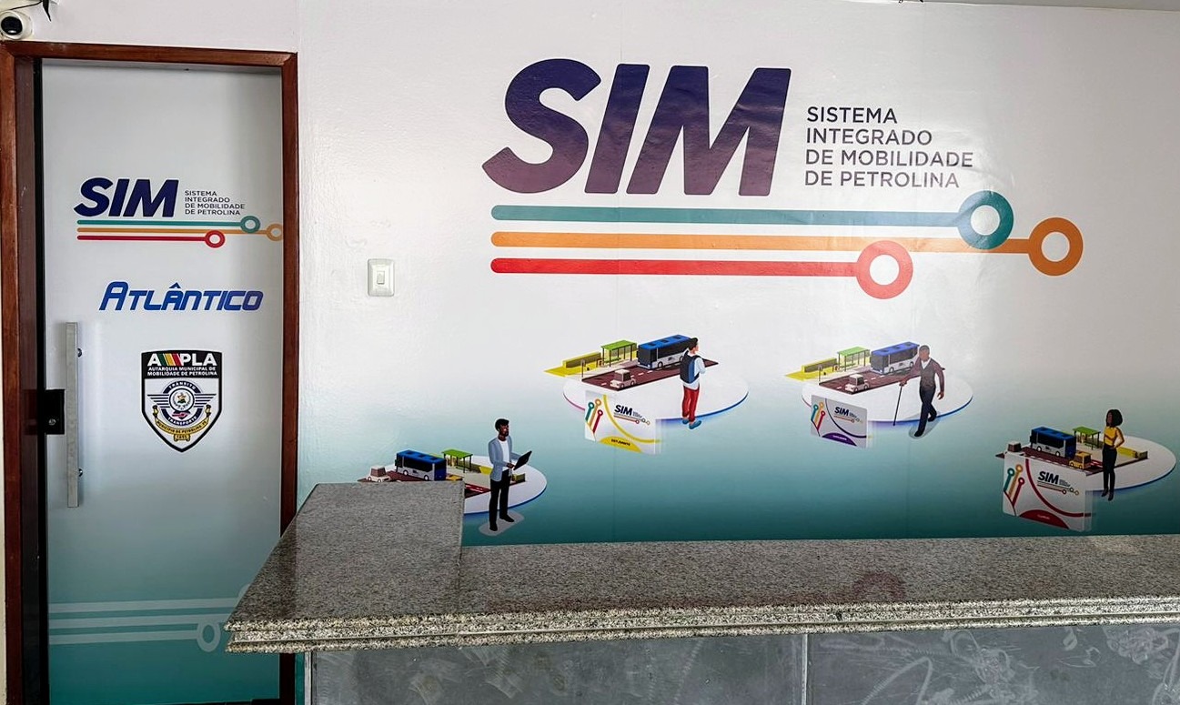 Prefeitura de Petrolina orienta estudantes sobre cadastro para meia passagem estudantil em 2026