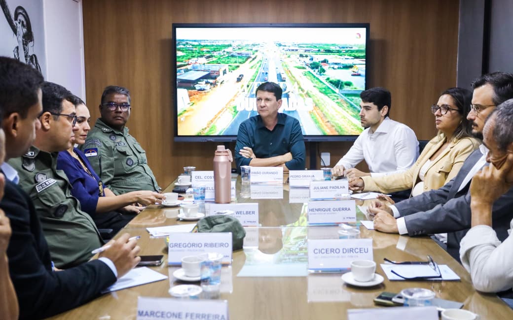 Prefeito Simão alinha ações com Secretaria de Defesa Social para reforçar a segurança em Petrolina