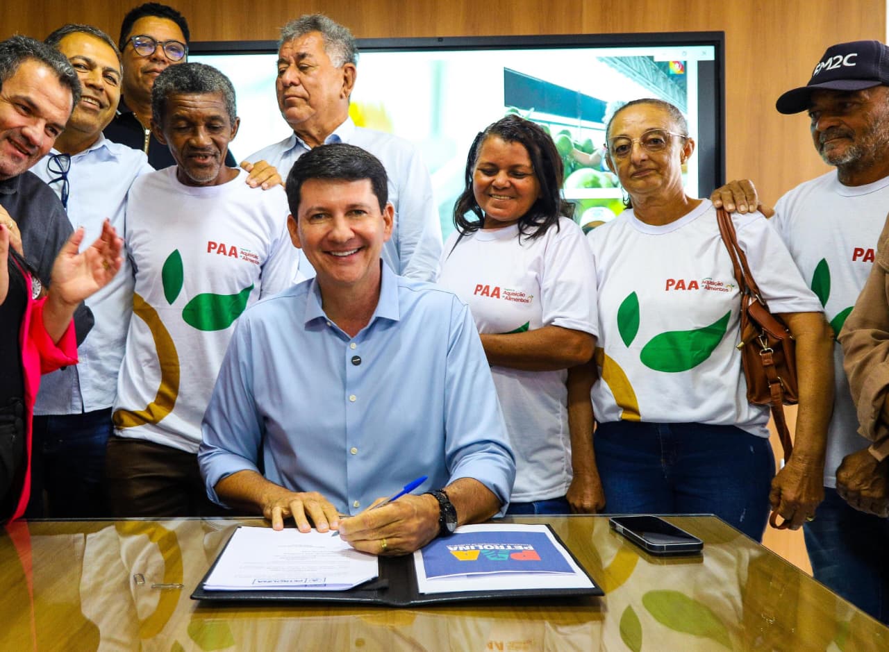 Prefeito Simão Durando sanciona lei que cria o PAA Municipal e amplia apoio à agricultura familiar em Petrolina