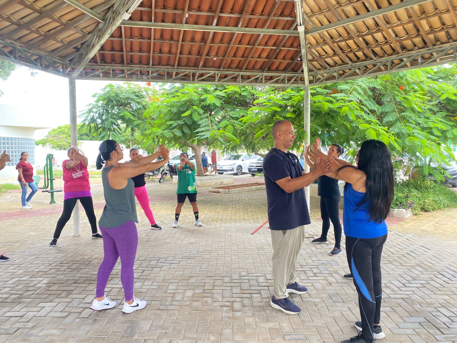 Movimento que acolhe: atividade física muda a vida de moradores em Petrolina
